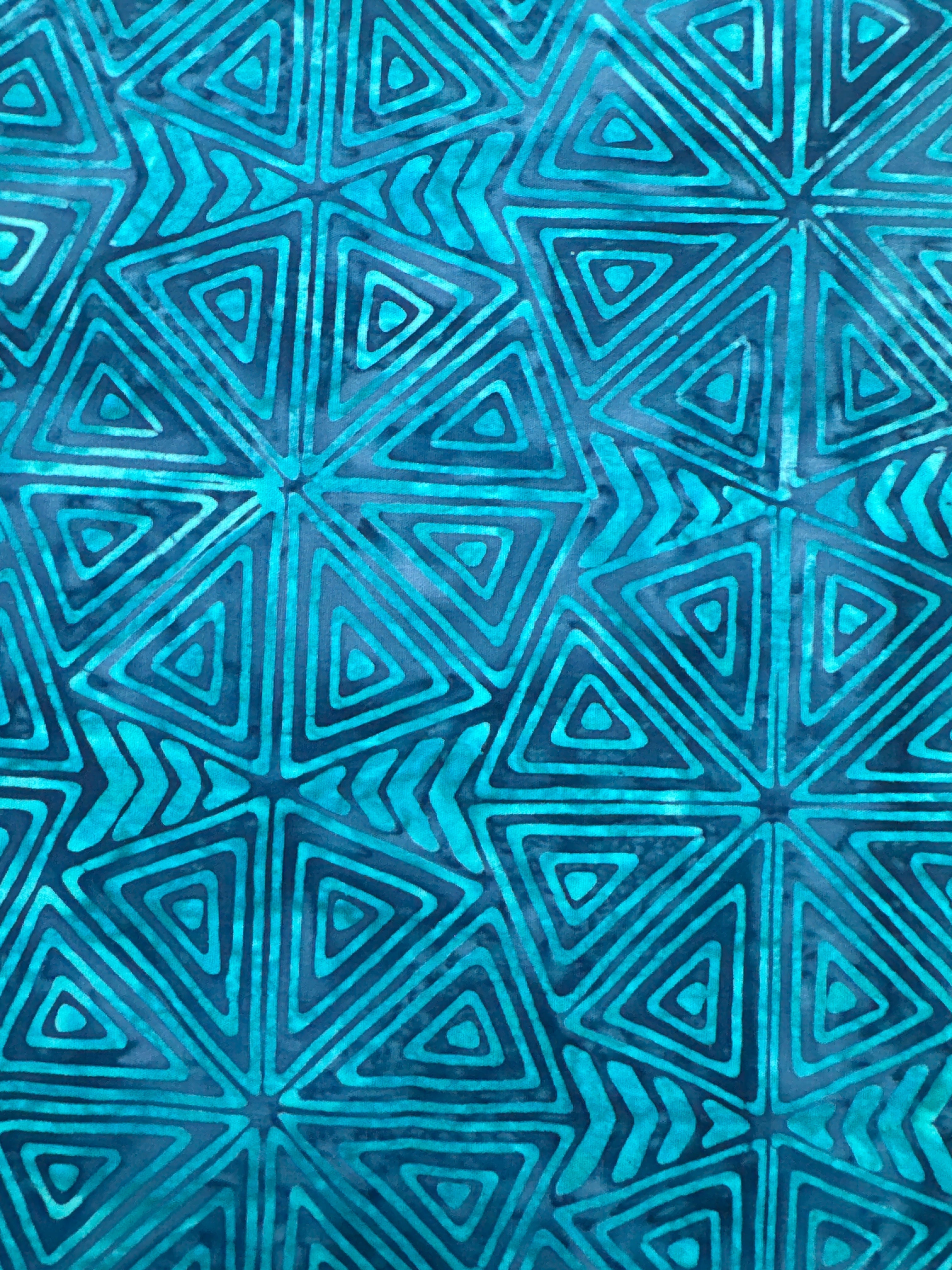 BB Line Work Triangle Slices Pearl Blue
