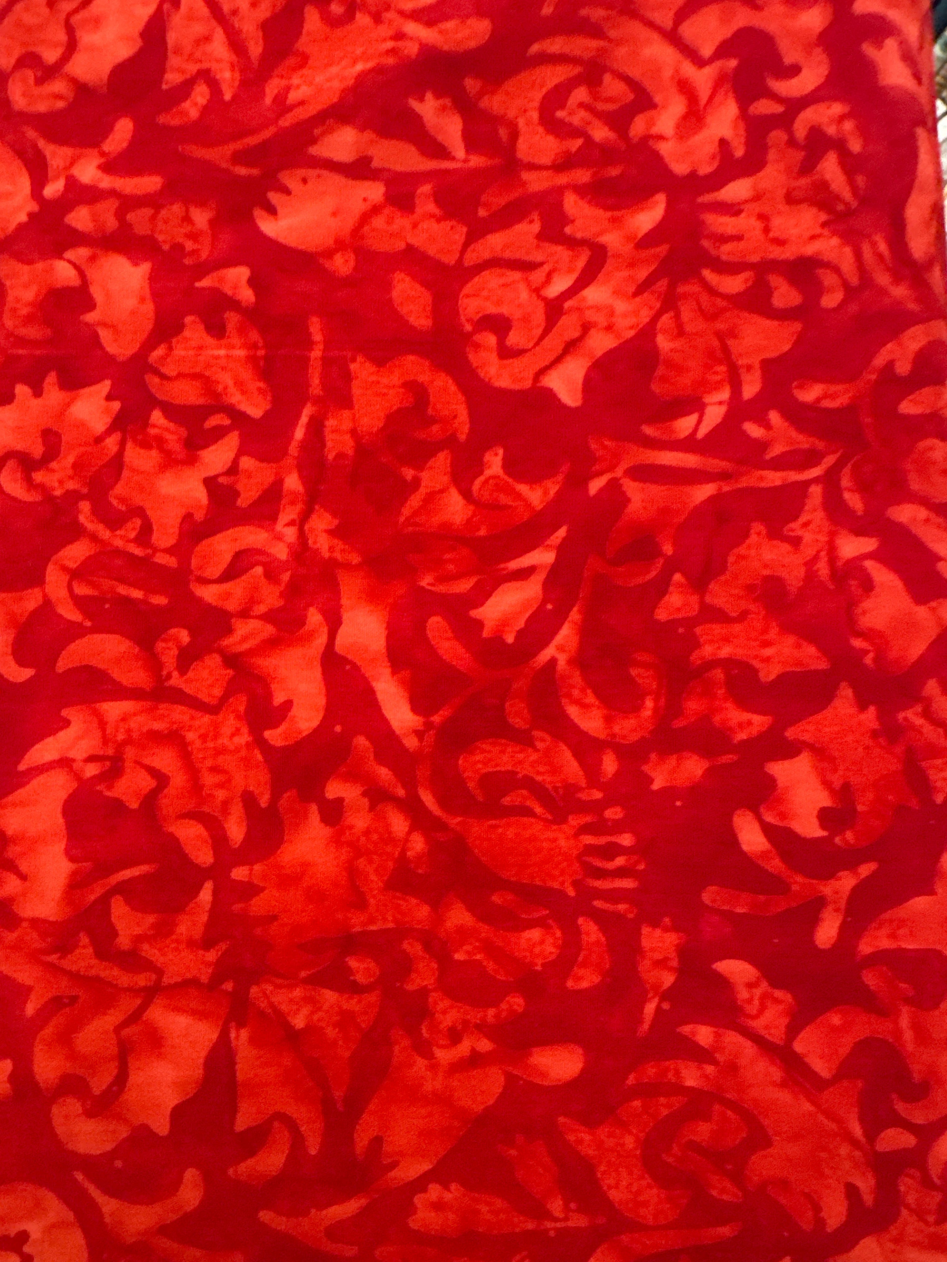 TT Holiday Red
