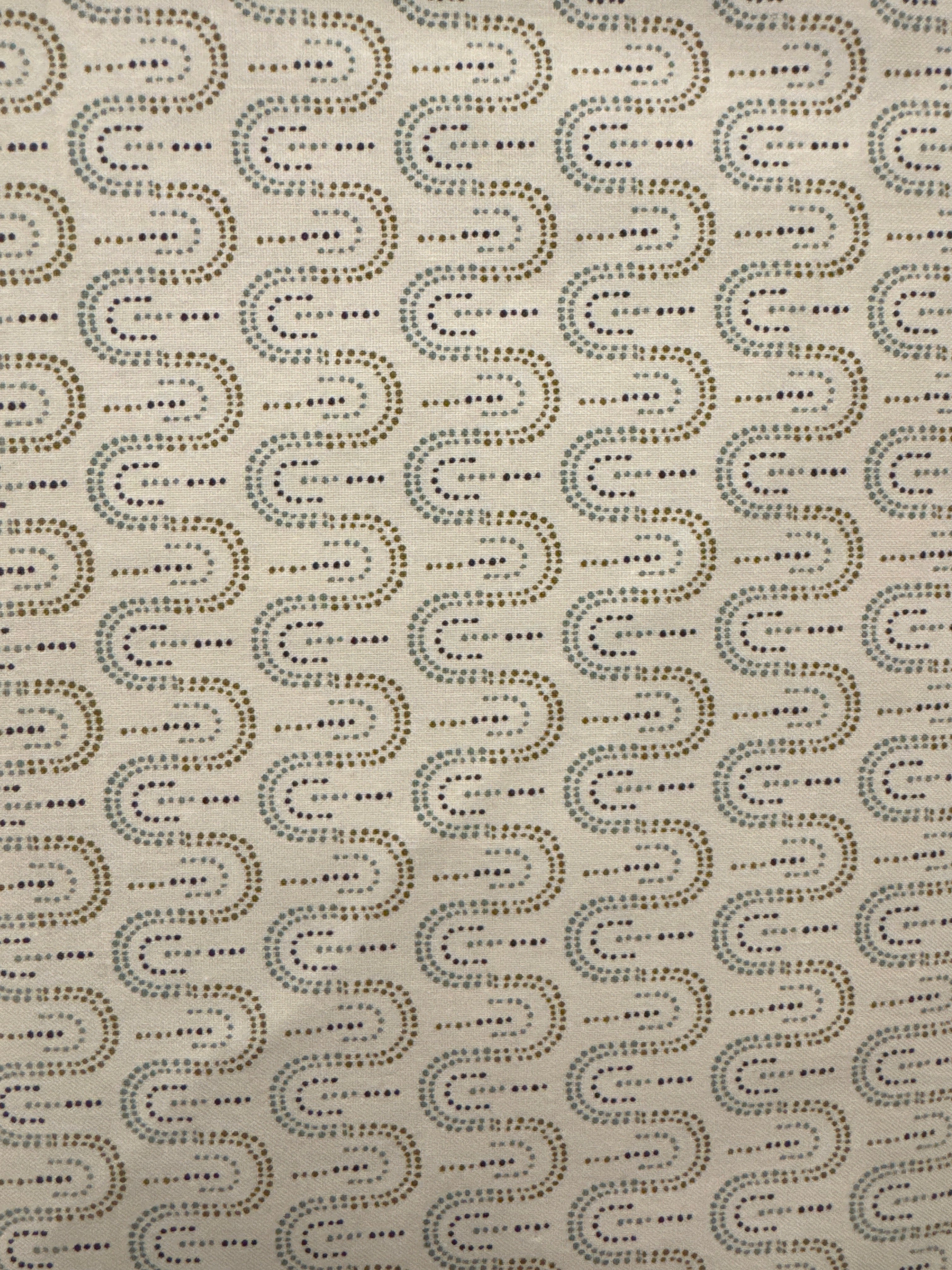 CS South Sister Cream Taupe Path
