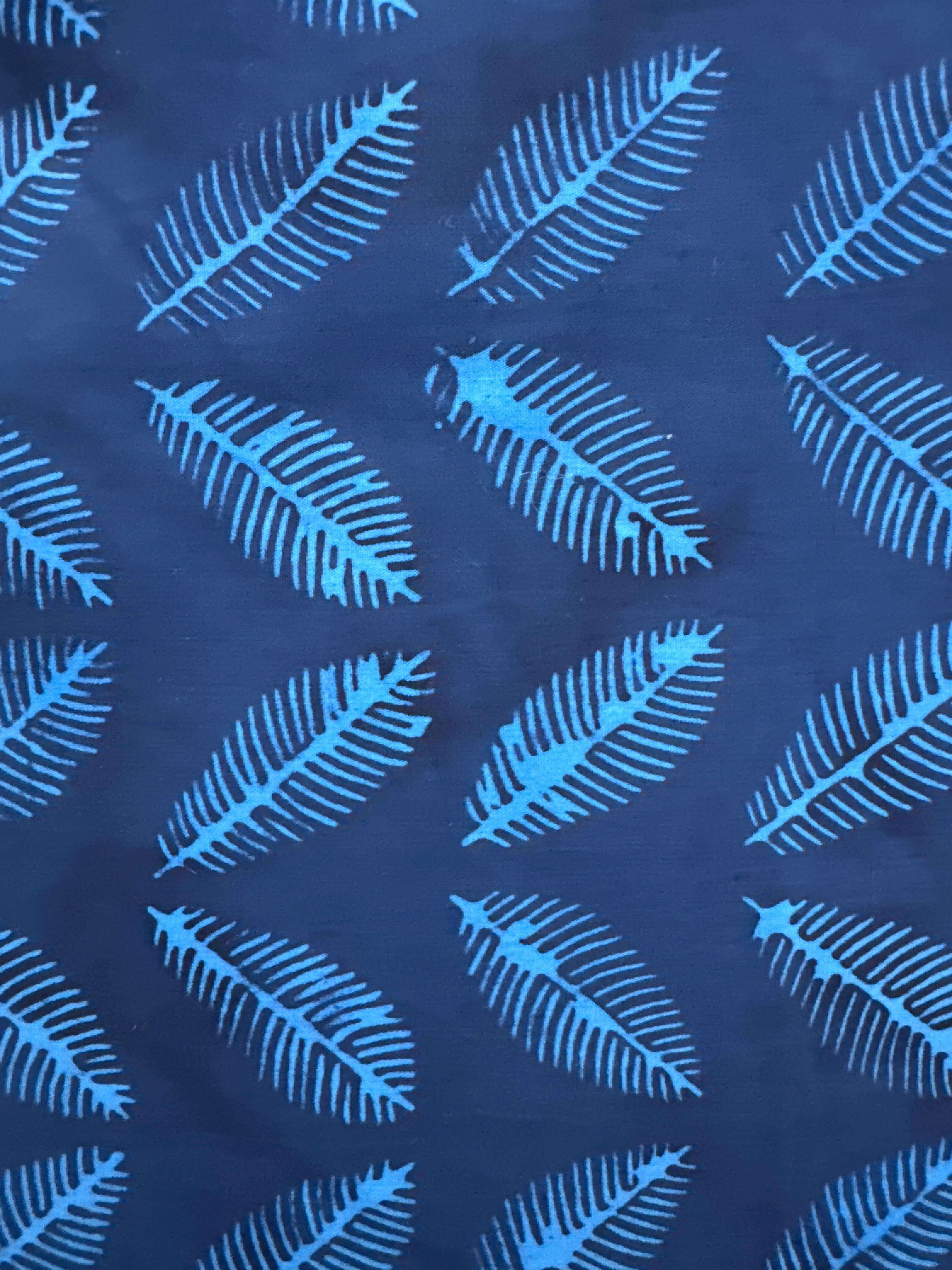 AN Leaf ZigZag Blue