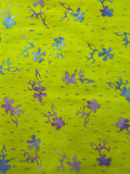 AN Spacey Flowers on Green