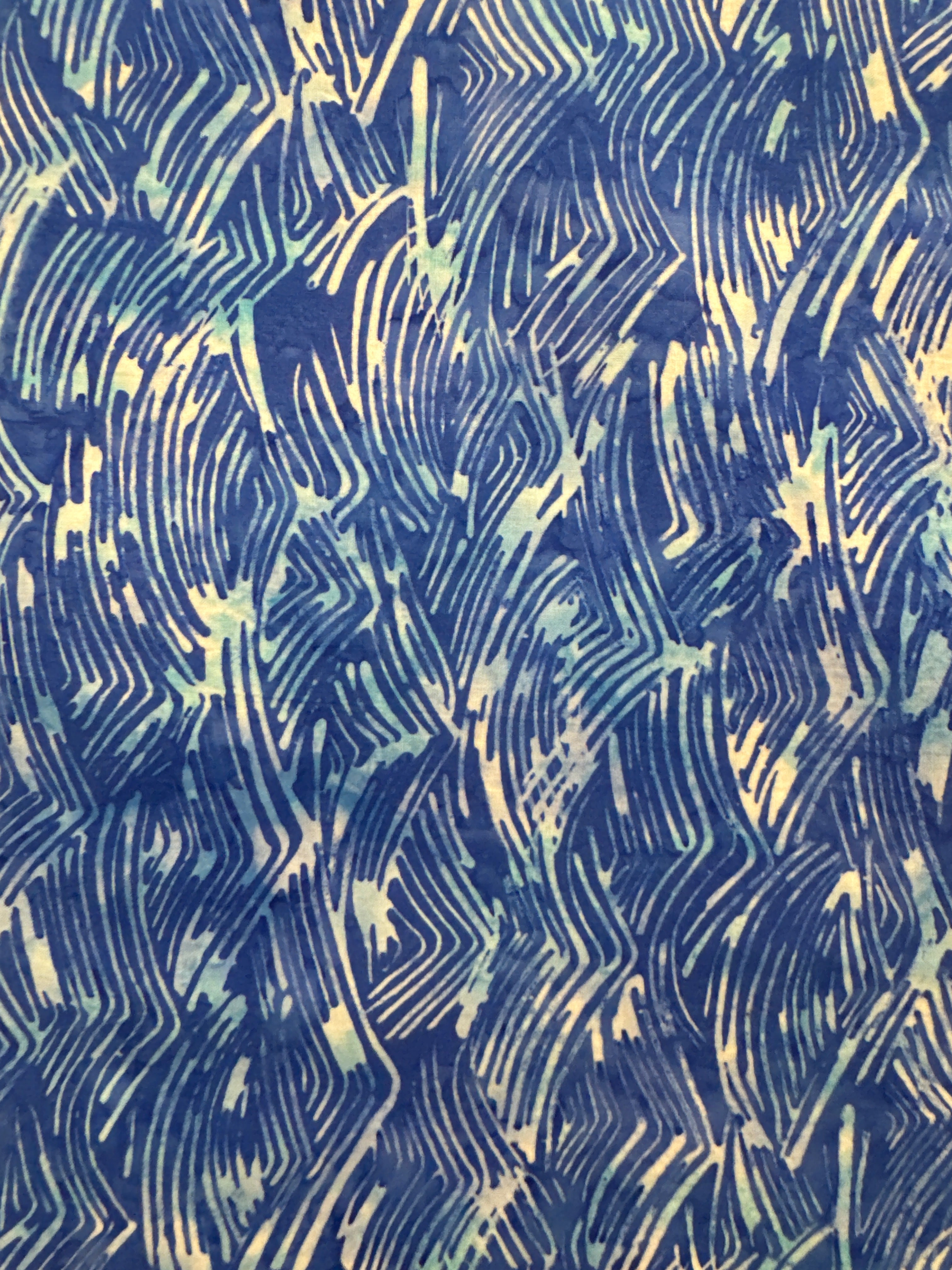 HO Breaking Waves Blue