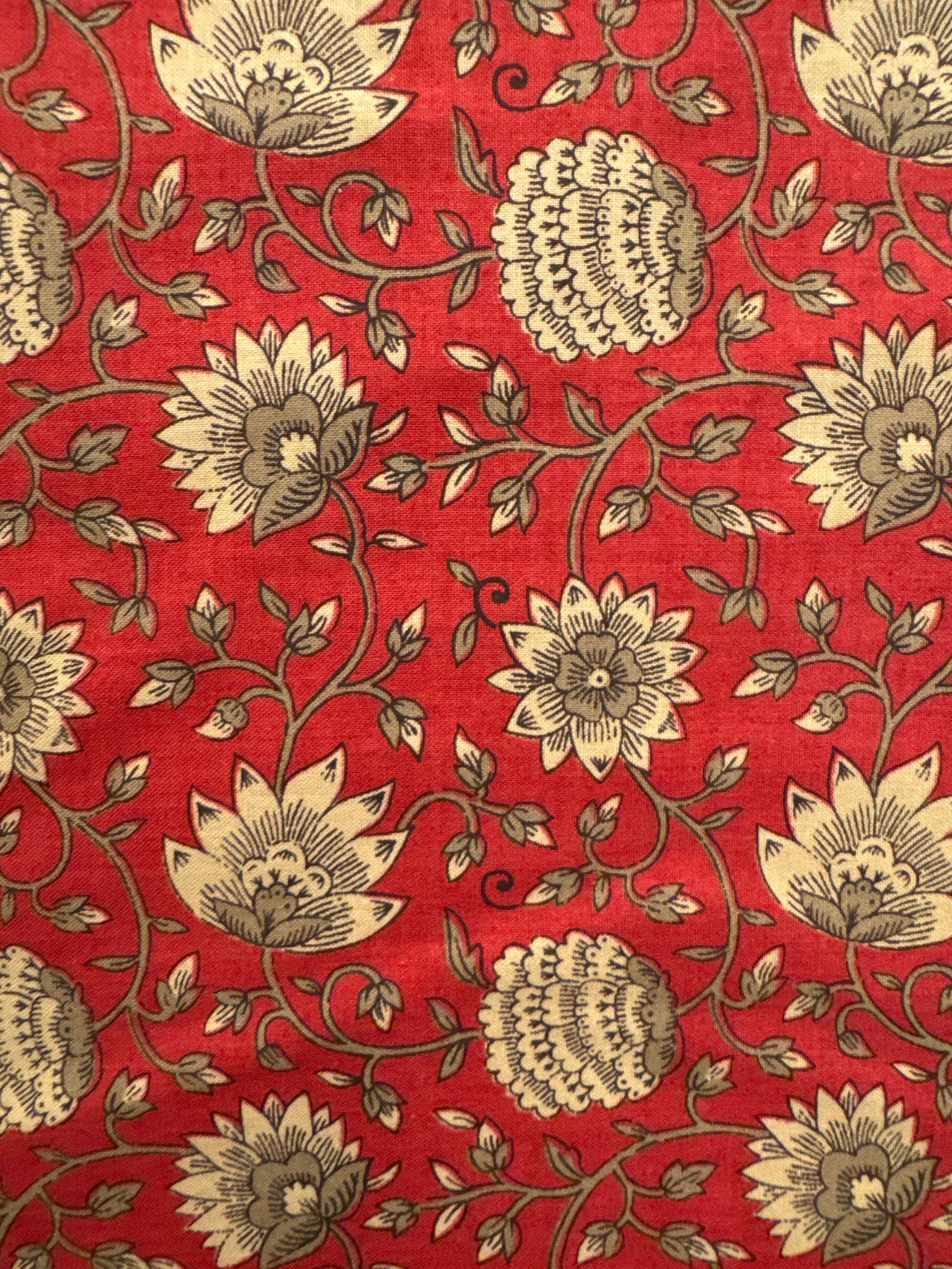 MO French General Bonheur De Jour Red