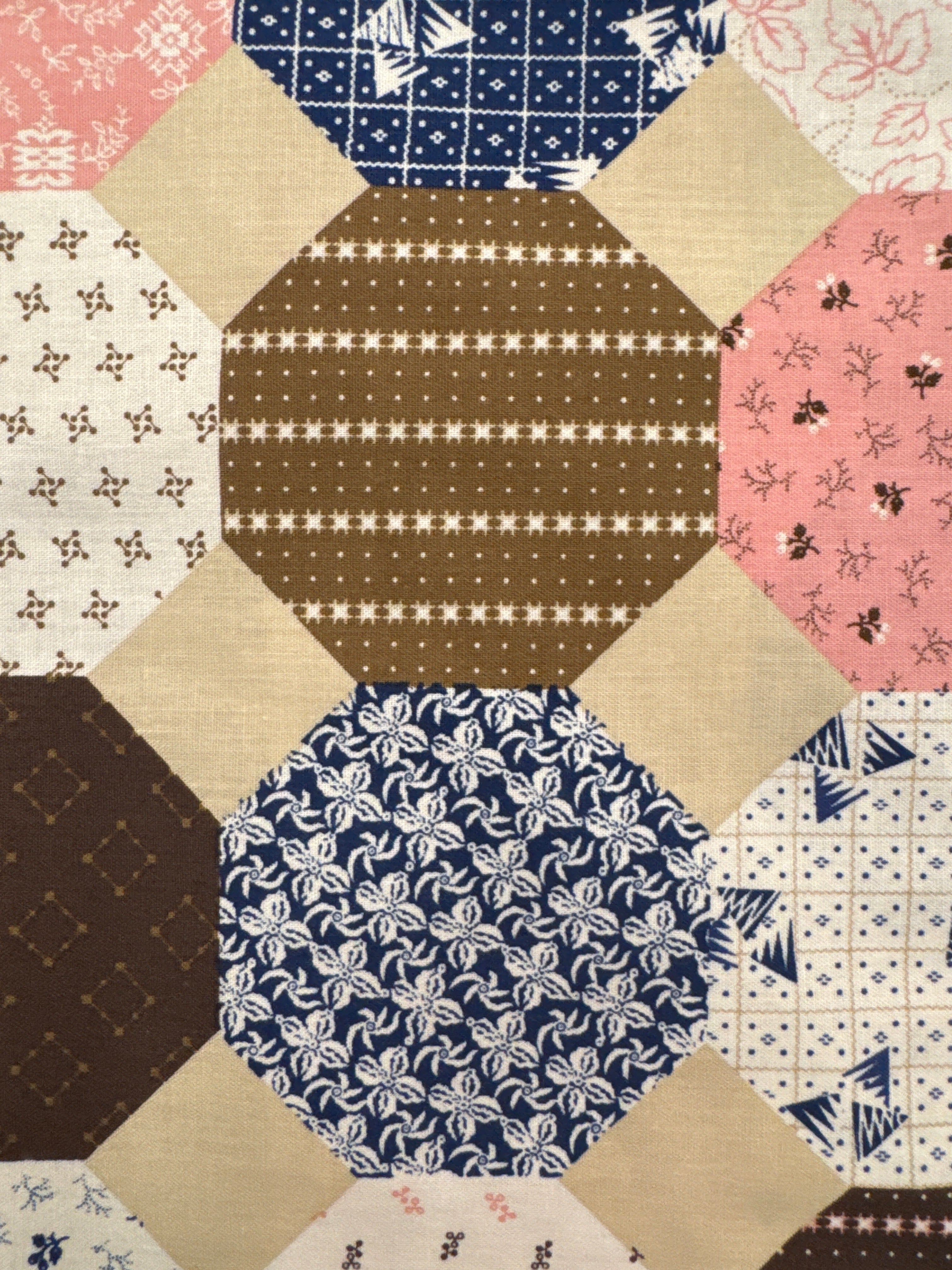 WD Lexington Hexagon Multi