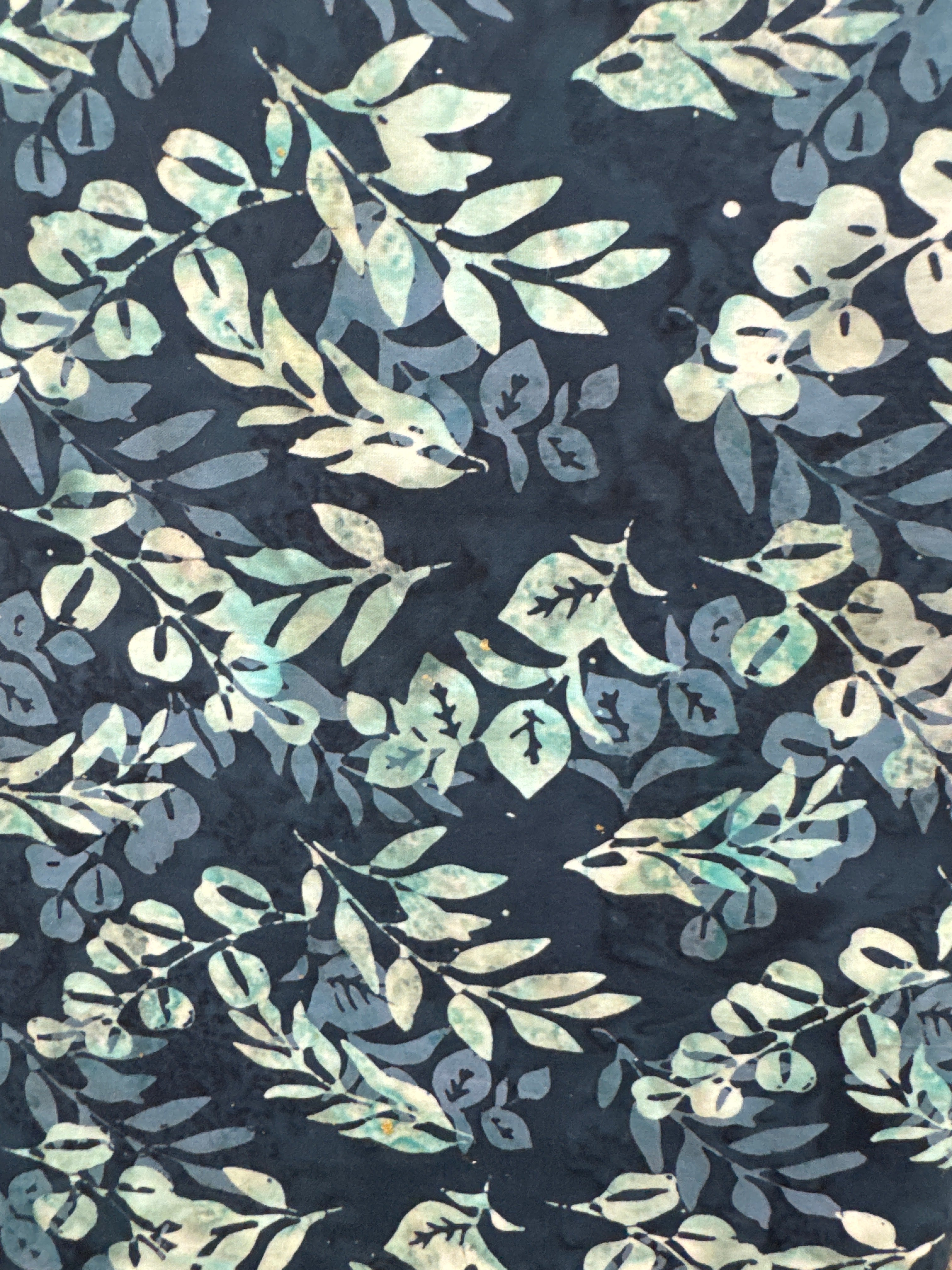 HO Navy Leaves