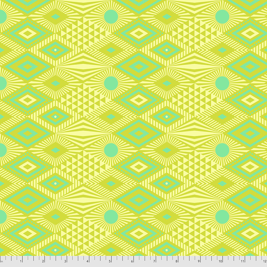FS Daydreamer-Lucy-Pineapple